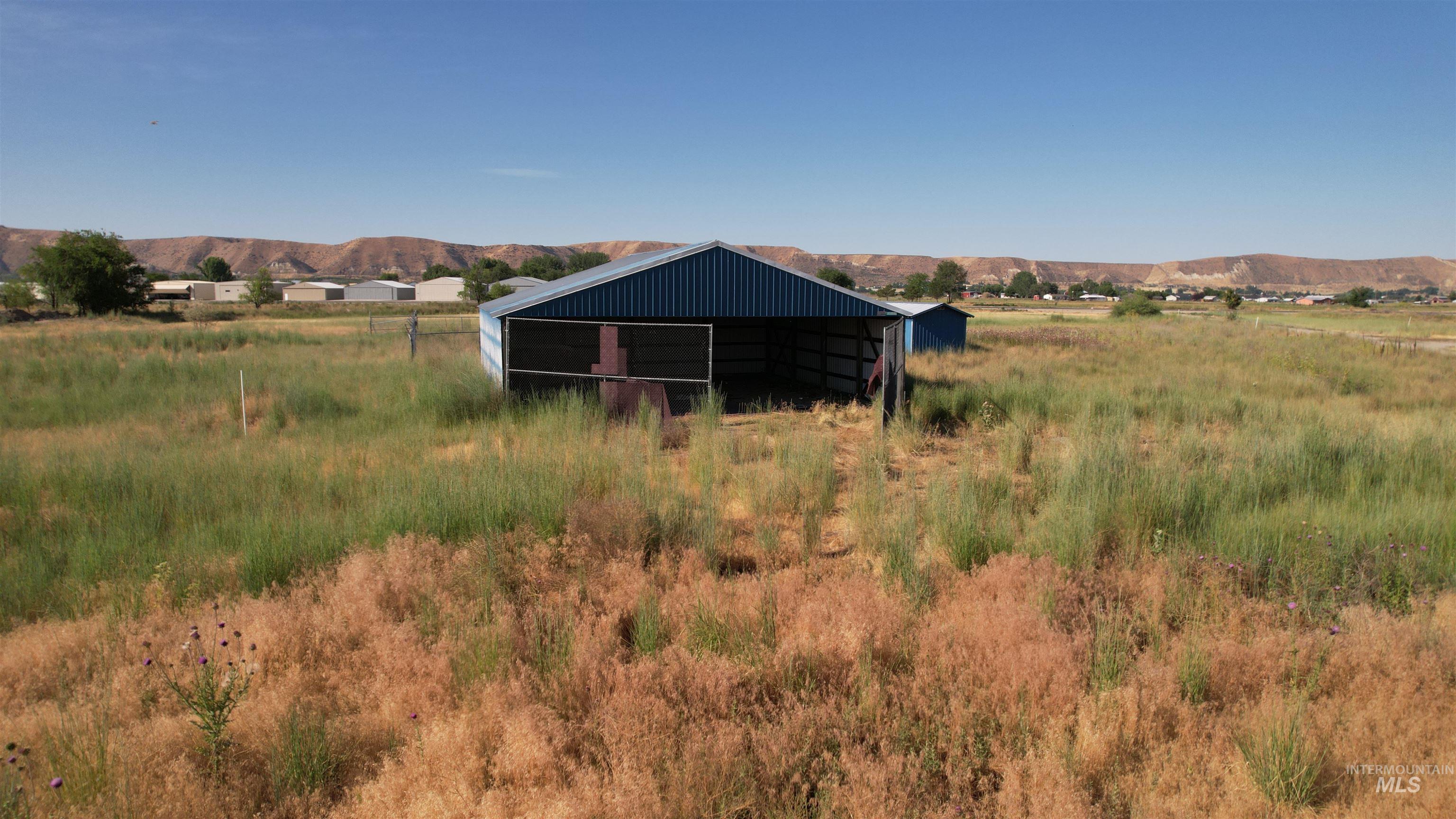2395 Airport Rd Property Photo 43