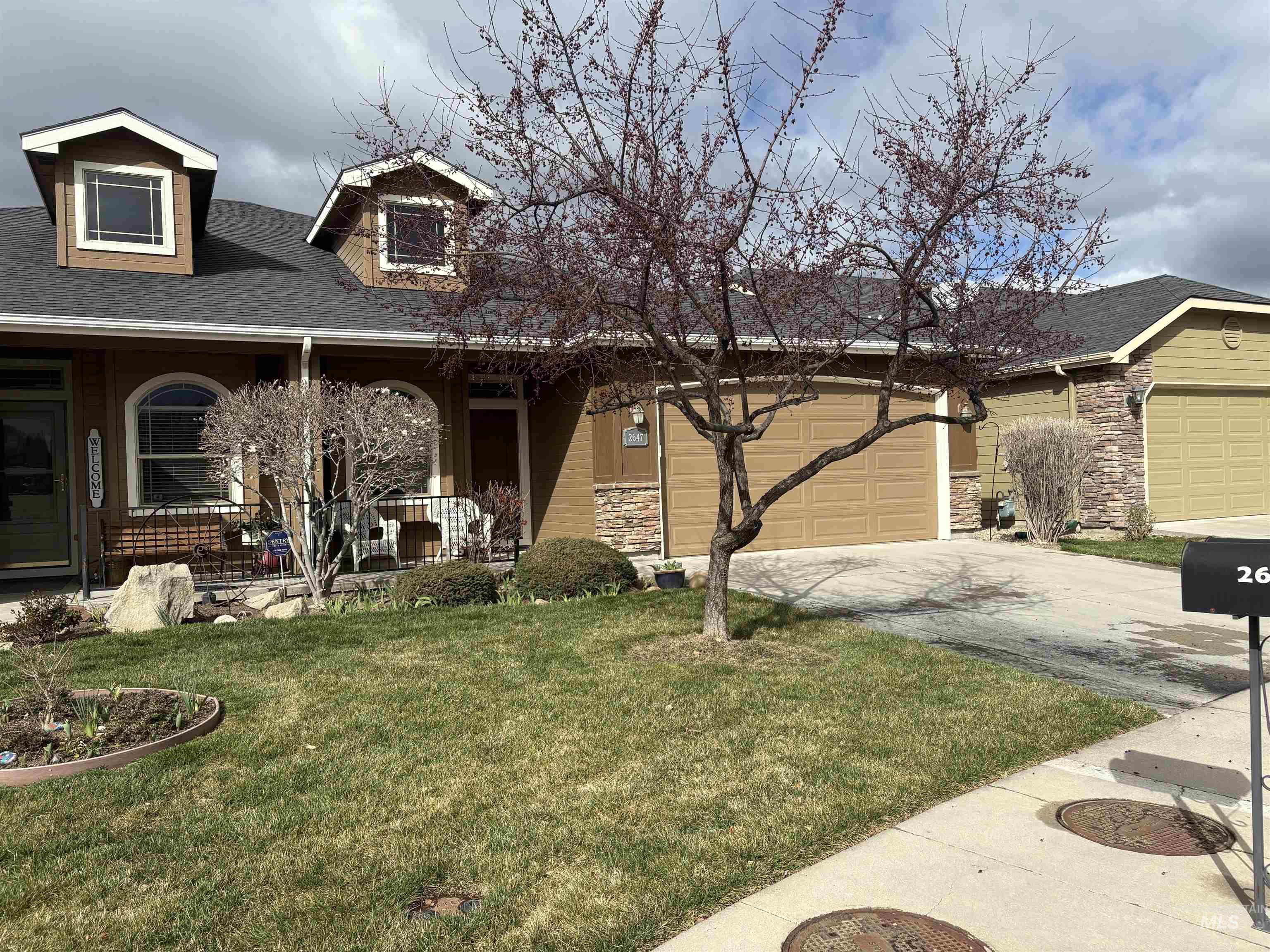 2647 S Legal Ave Property Photo 3