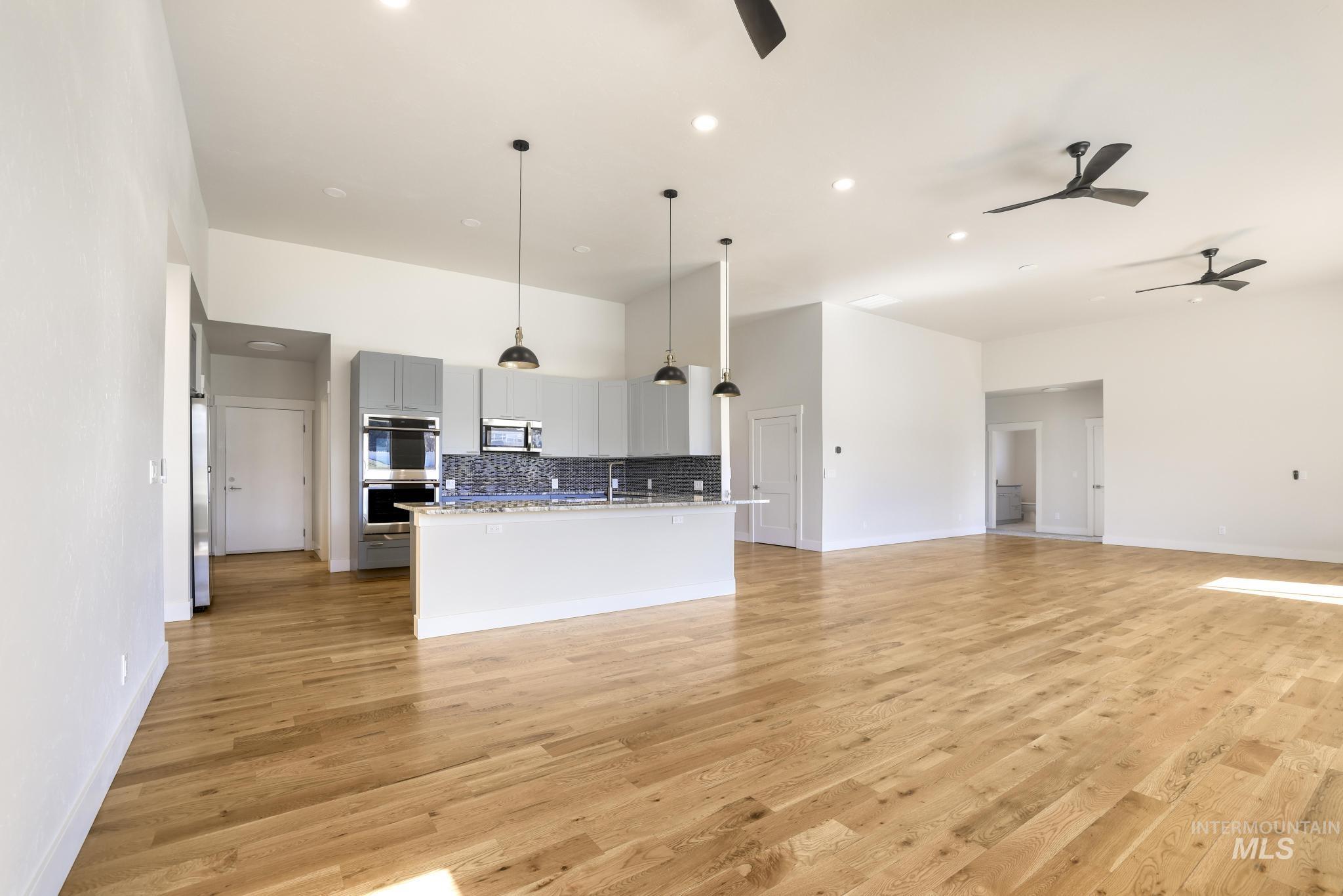 2513 Van Gogh Property Photo 11