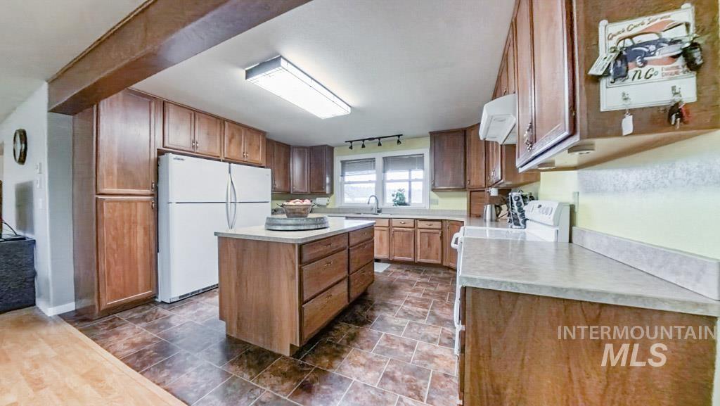 1277 Kennedy Ford Rd Property Photo 5
