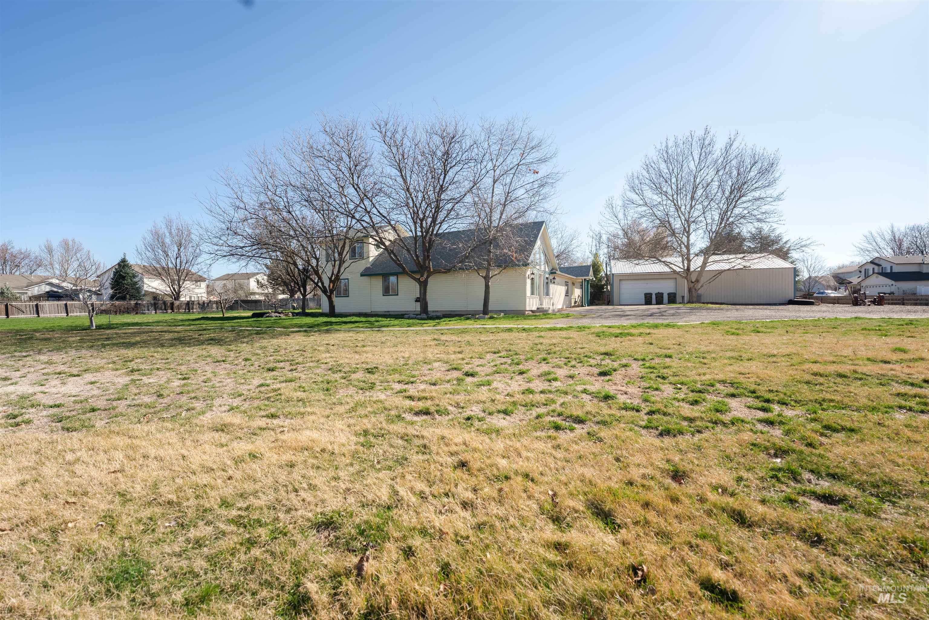 1156 W. Skagway Property Photo 4