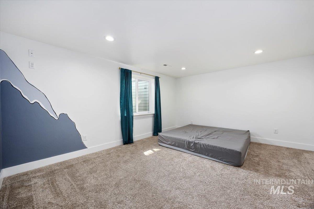565 Clearwater Way Property Photo 29