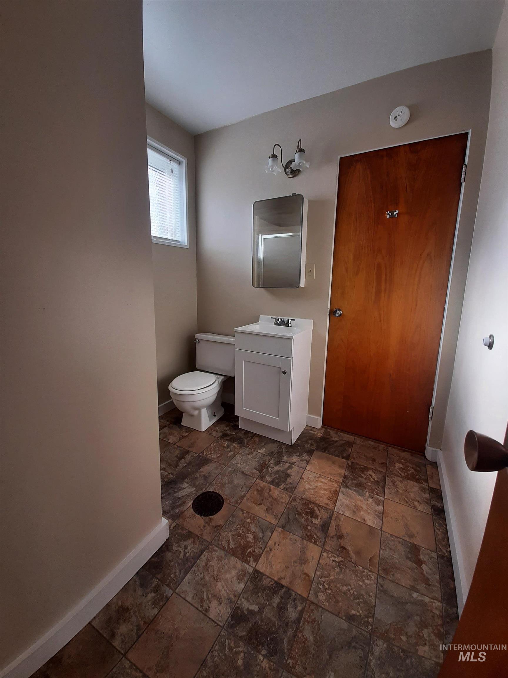 10 N Division Property Photo 14