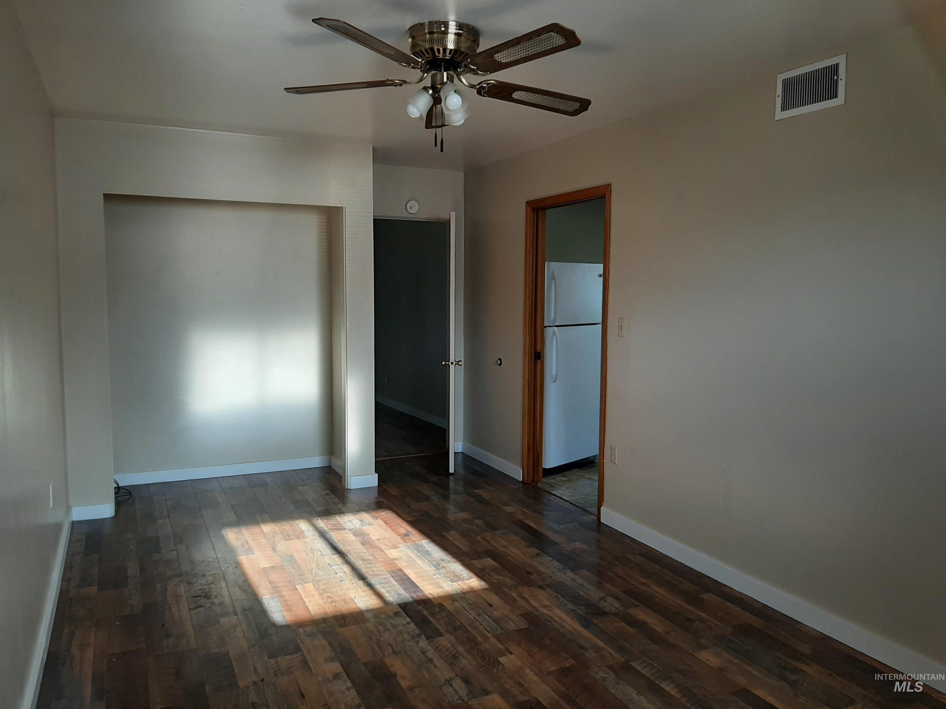 10 N Division Property Photo 15