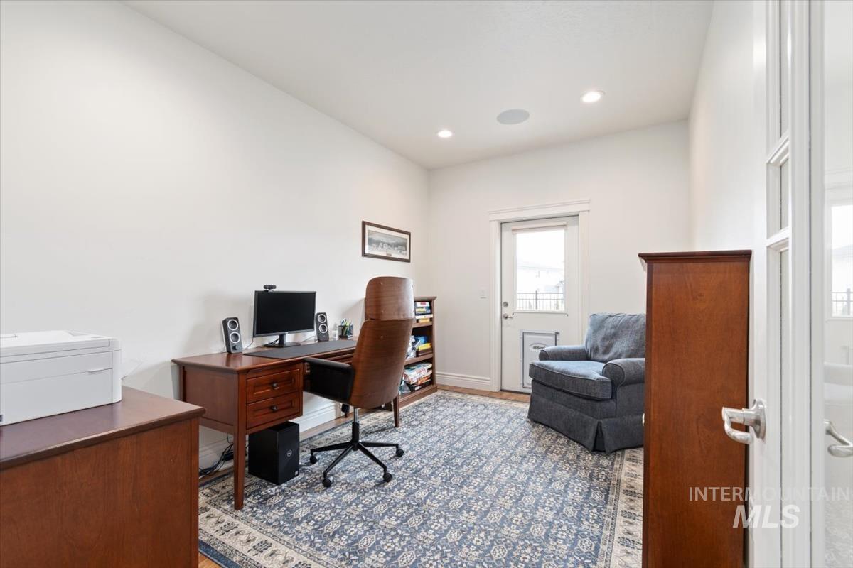 8042 W Decathlon Property Photo 33