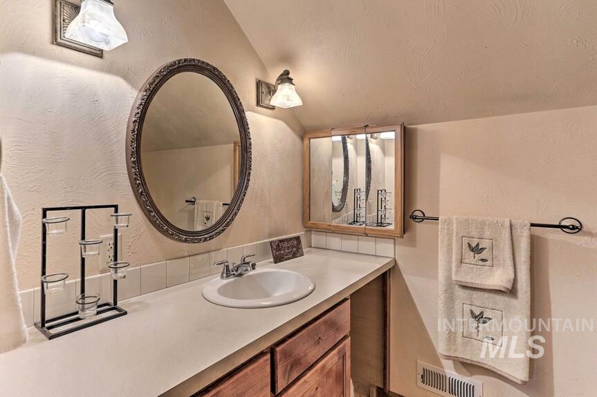 18 Shady Ln Property Photo 26