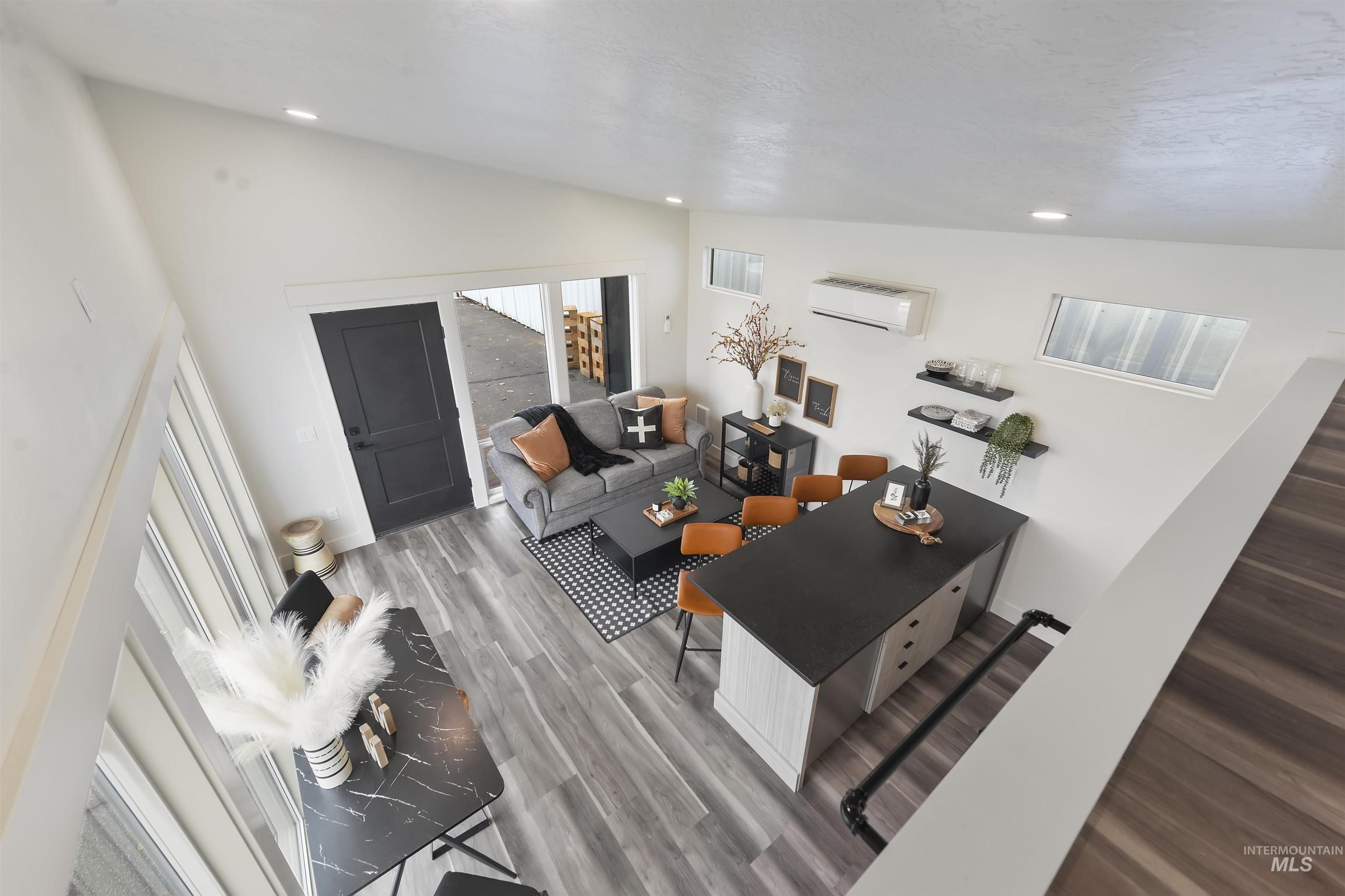 116 Raven Loop Property Photo 9