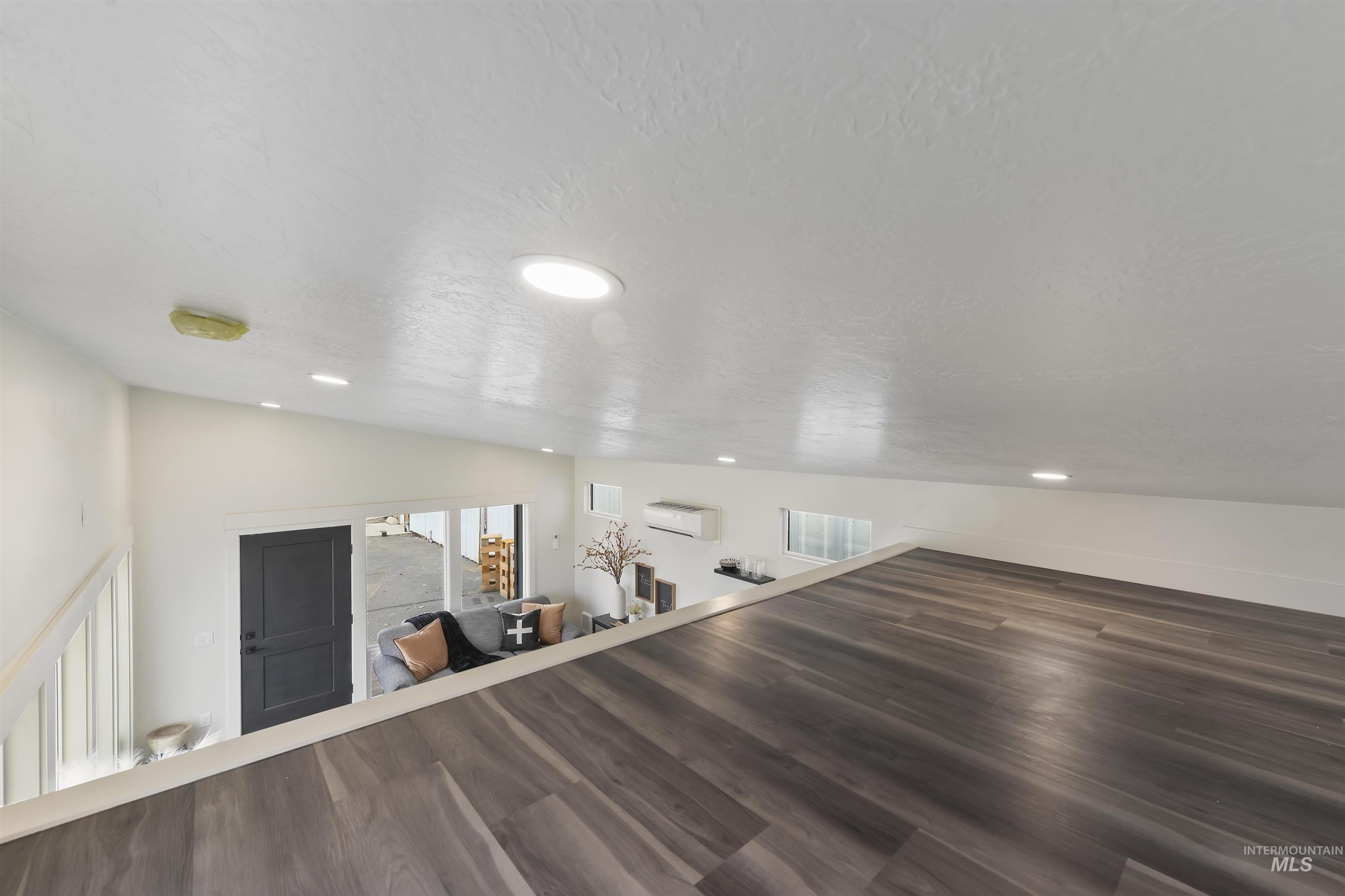 116 Raven Loop Property Photo 10