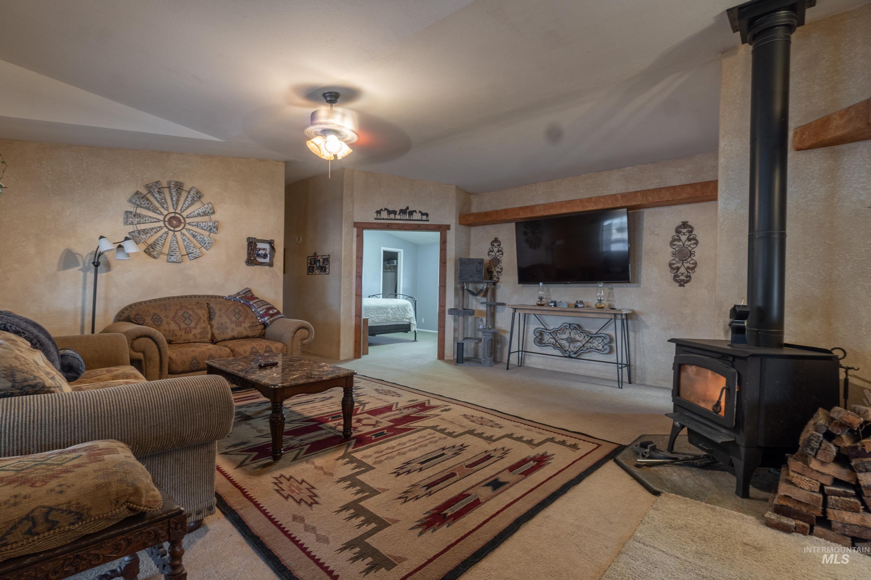2110 E 3950 N Property Photo 2