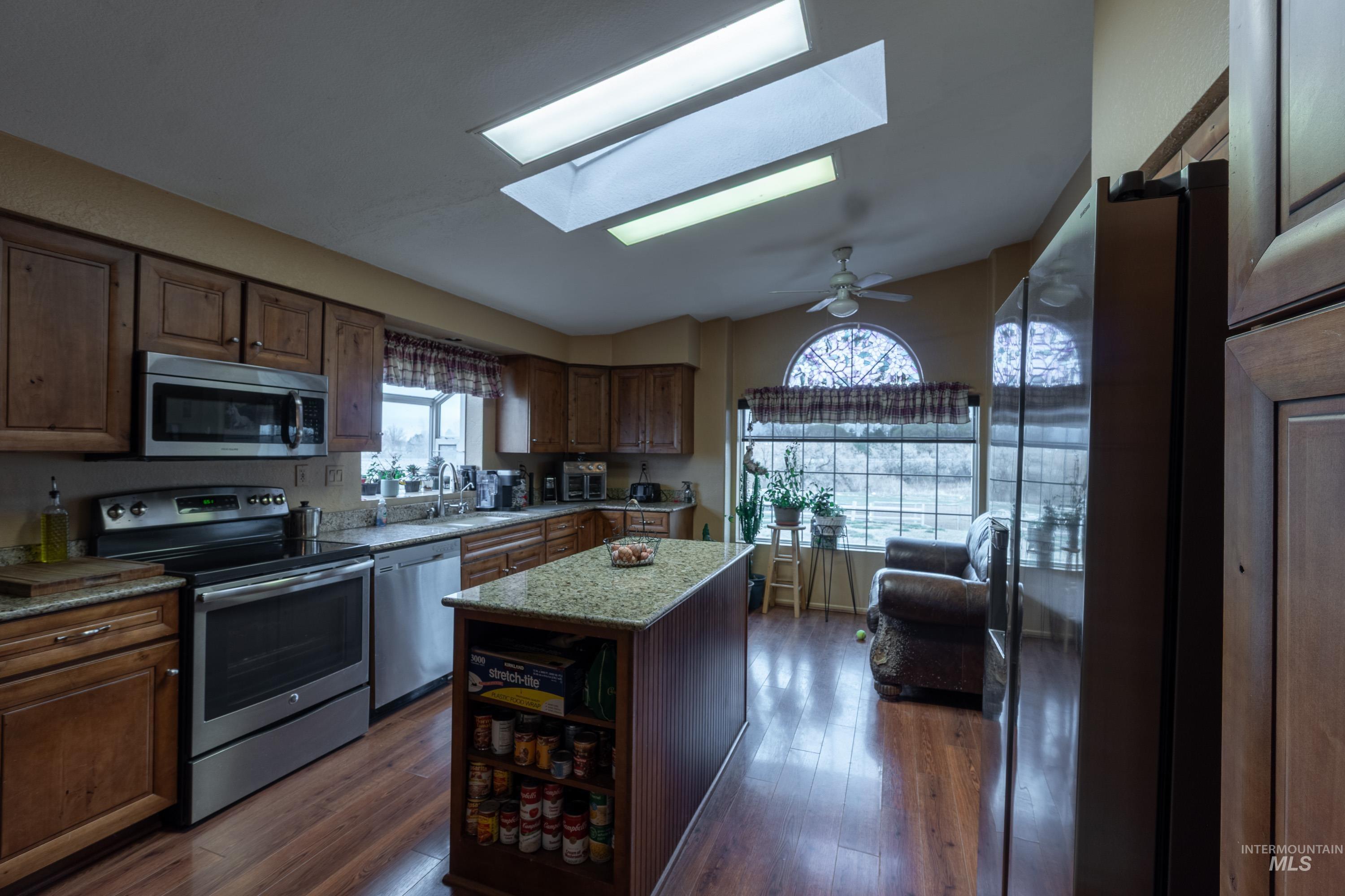 2110 E 3950 N Property Photo 3