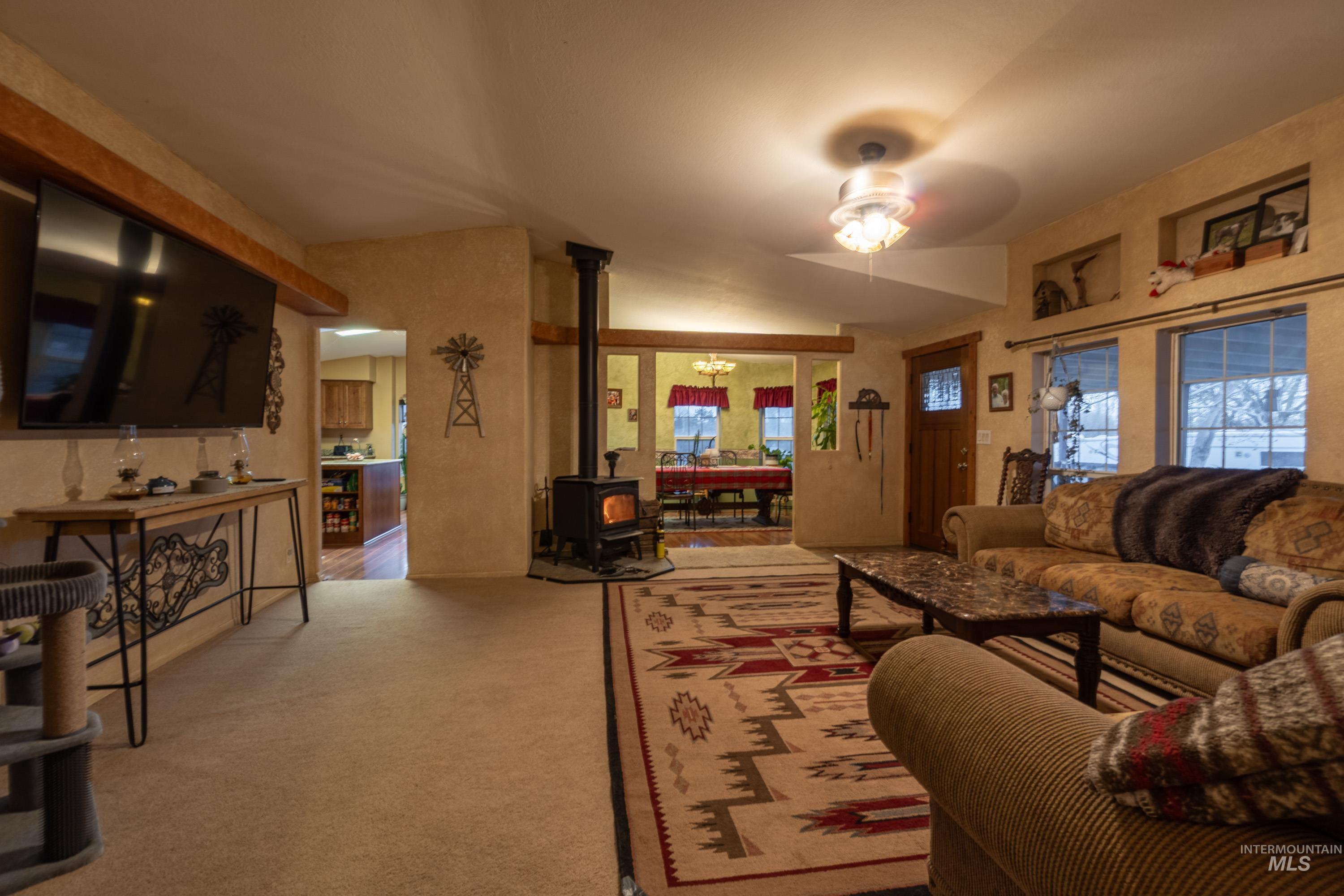 2110 E 3950 N Property Photo 4