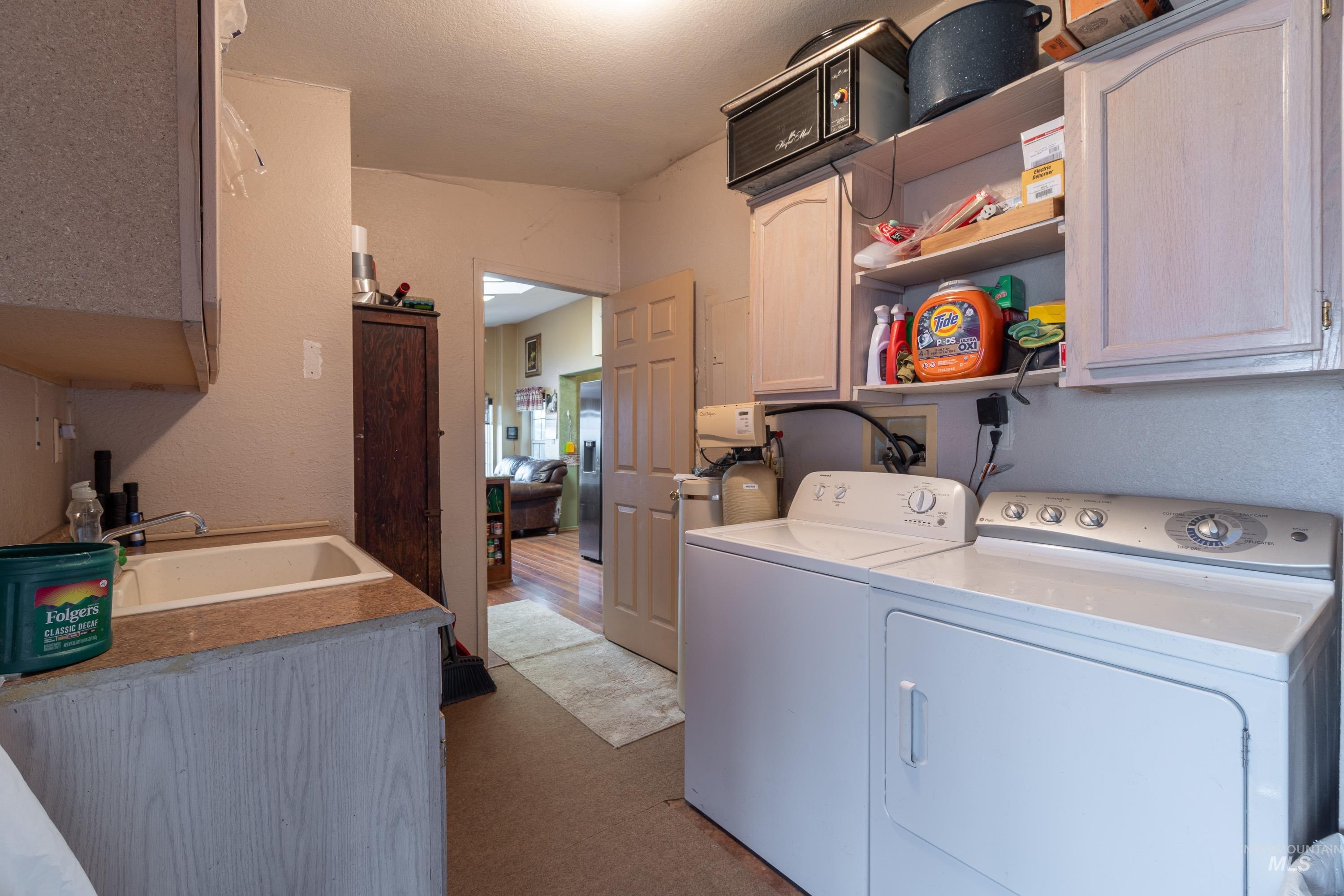 2110 E 3950 N Property Photo 8