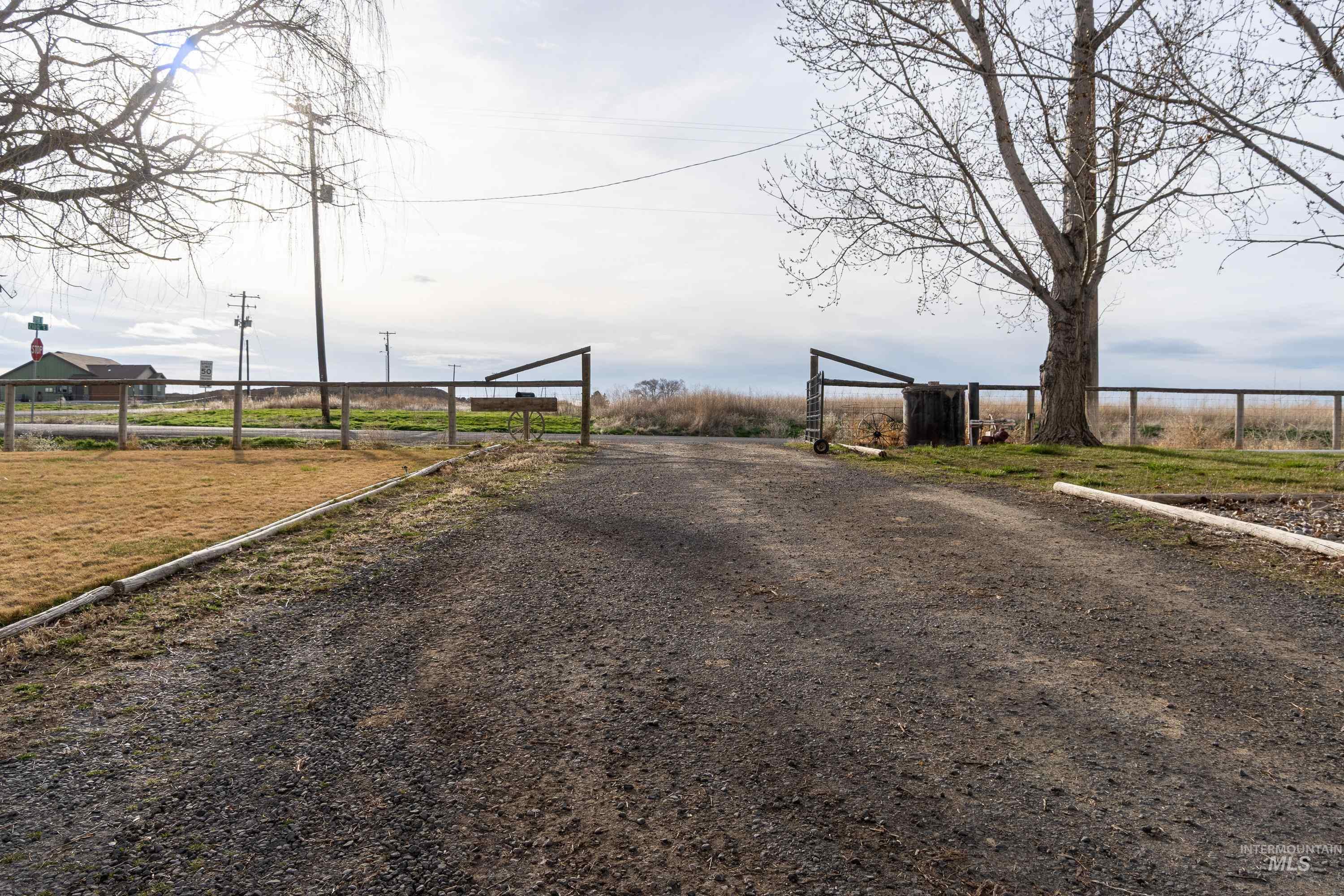 2110 E 3950 N Property Photo 19