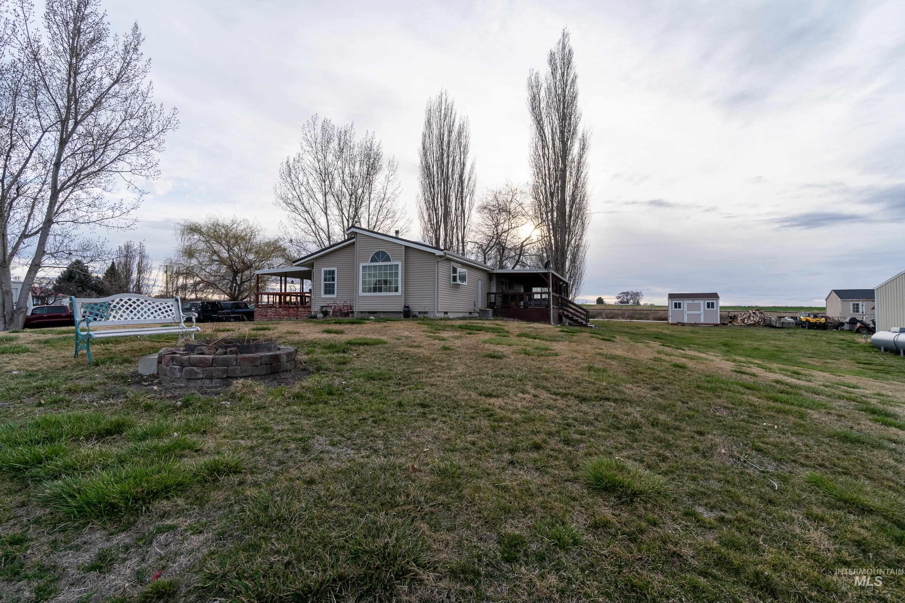 2110 E 3950 N Property Photo 21