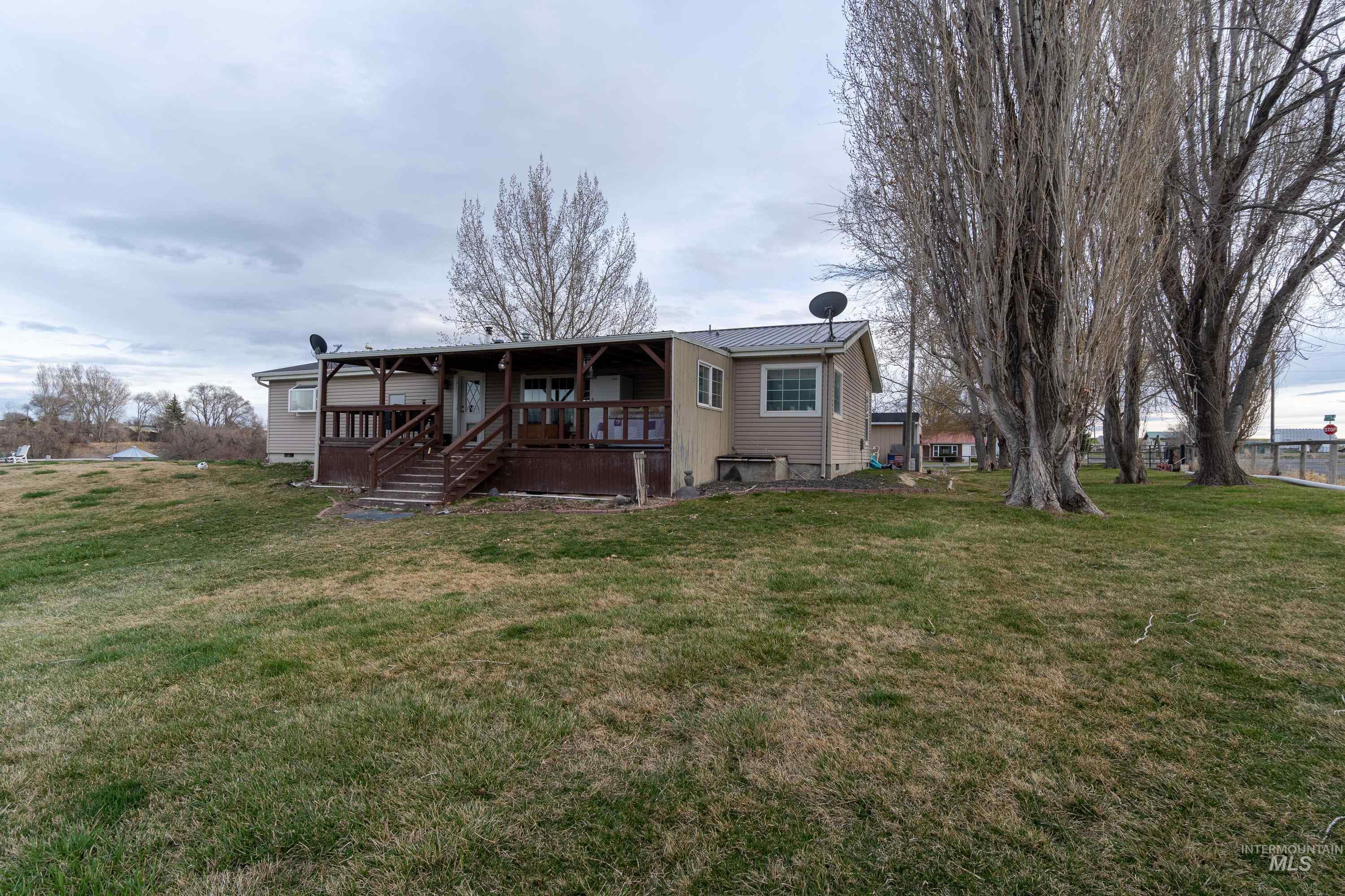 2110 E 3950 N Property Photo 27