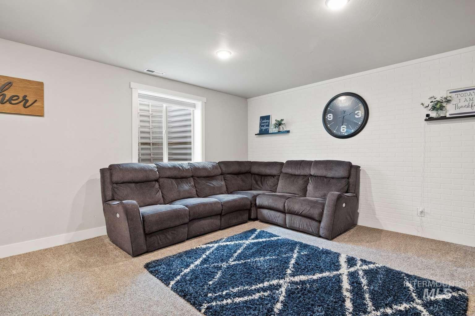 744 Midnight Sun Loop Property Photo 22