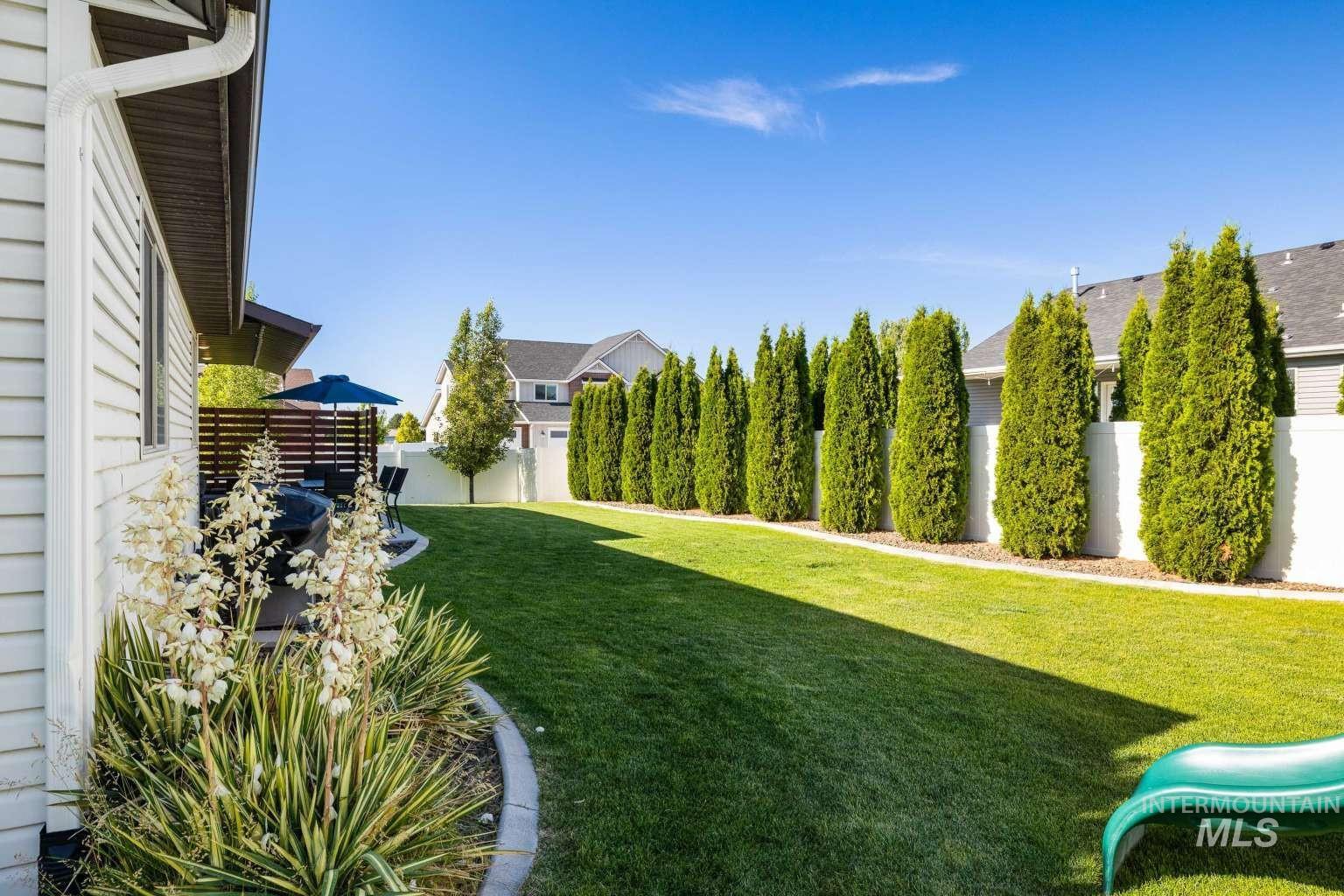 744 Midnight Sun Loop Property Photo 37