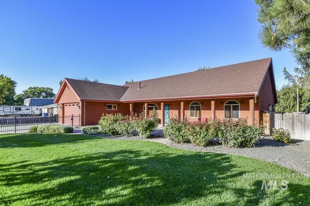 2214 Washington Property Photo 5