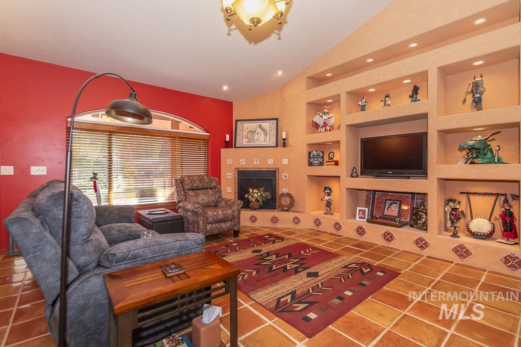 2214 Washington Property Photo 7