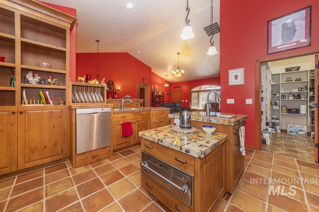 2214 Washington Property Photo 10