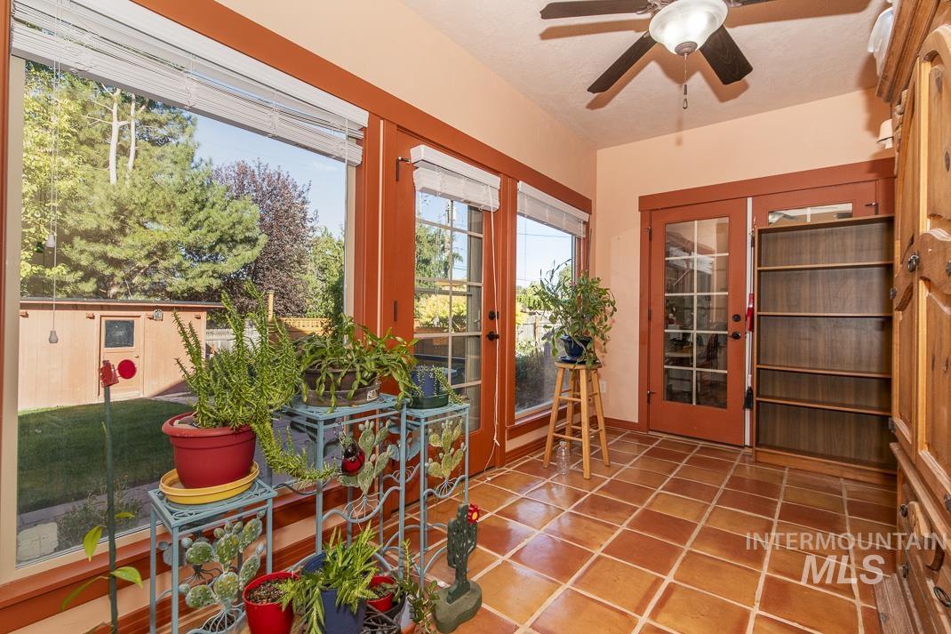 2214 Washington Property Photo 17