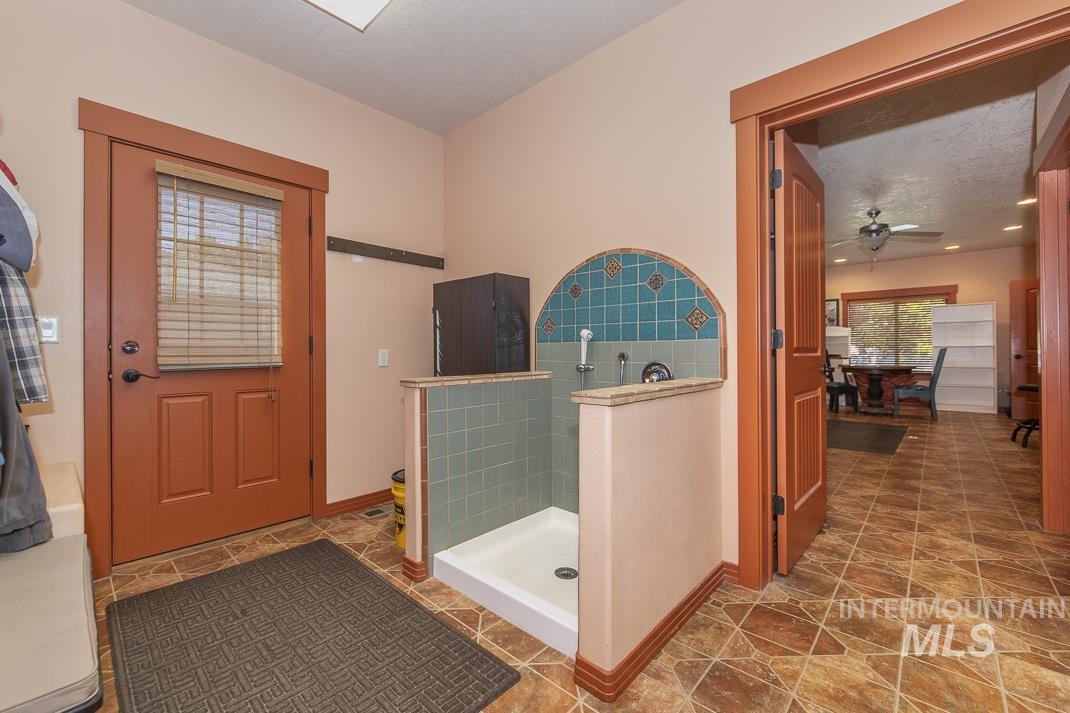 2214 Washington Property Photo 23