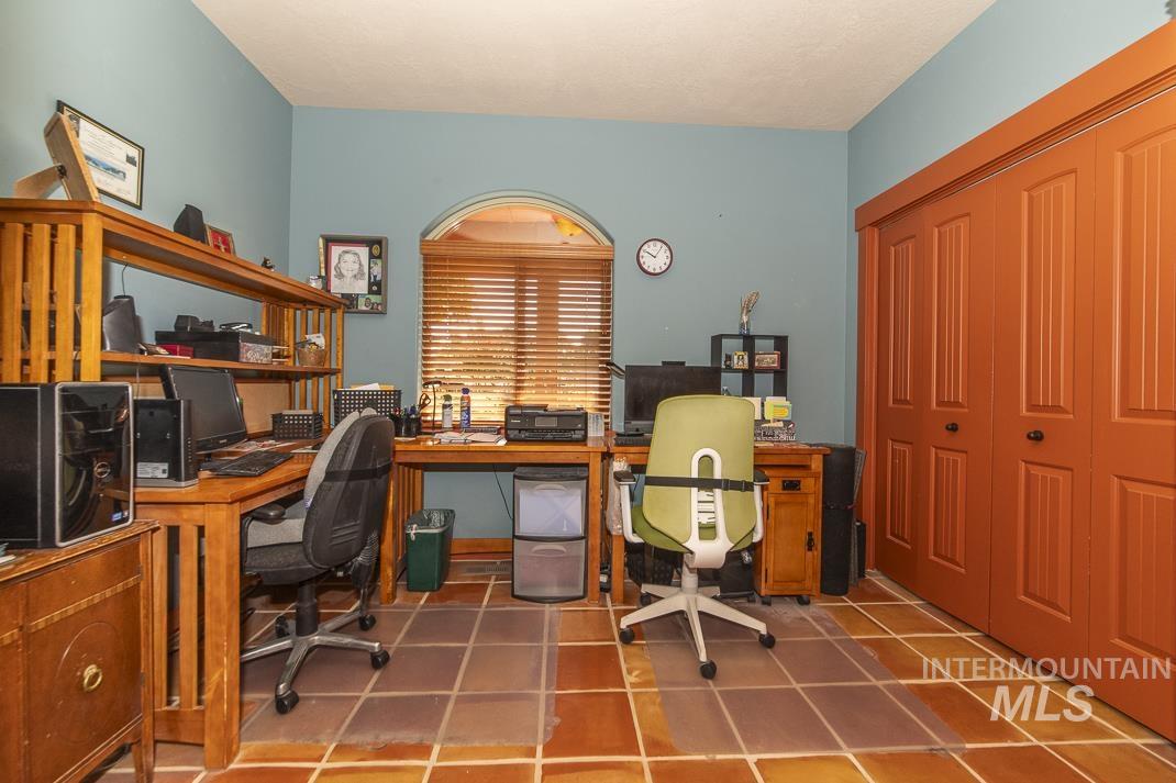 2214 Washington Property Photo 27