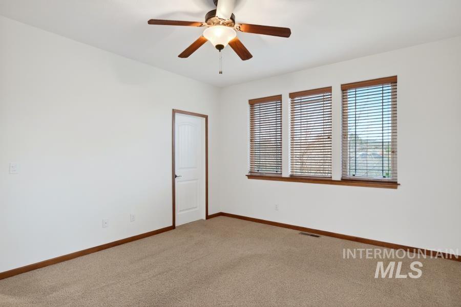 2309 Cambridge Ct. Property Photo 19