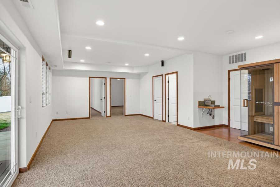 2309 Cambridge Ct. Property Photo 30