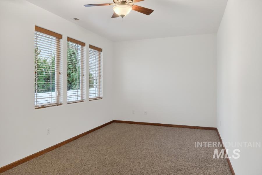 2309 Cambridge Ct. Property Photo 34
