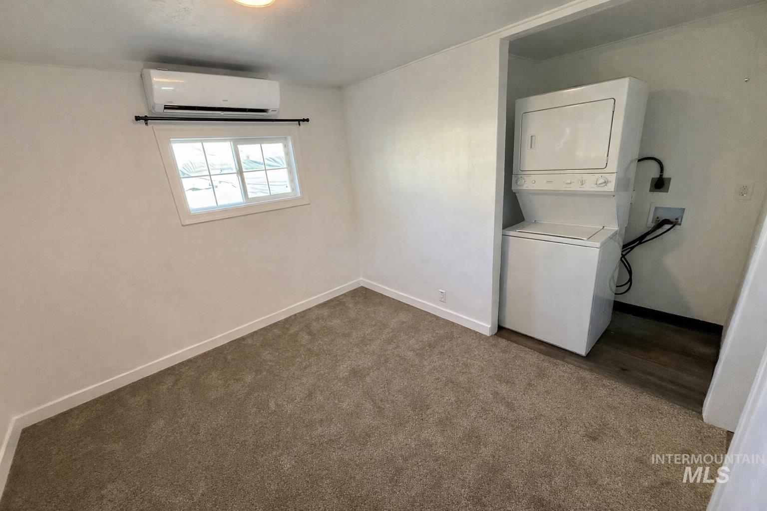 517 12th St Property Photo 10