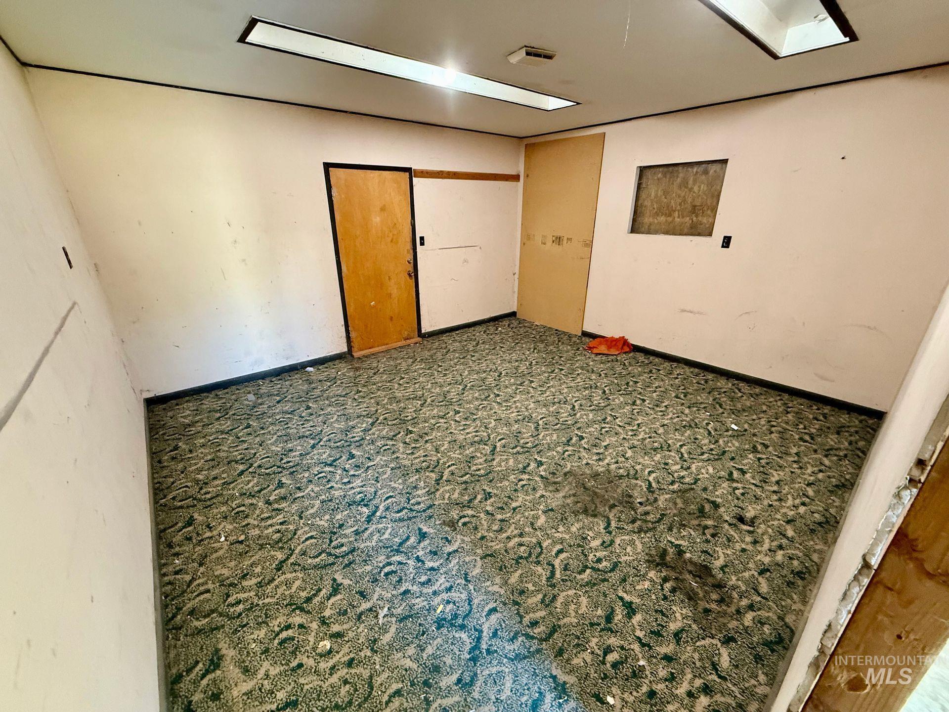 517 12th St Property Photo 16