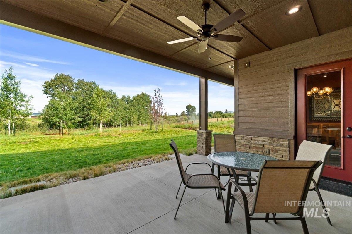 13917 Sky View Court Property Photo 17