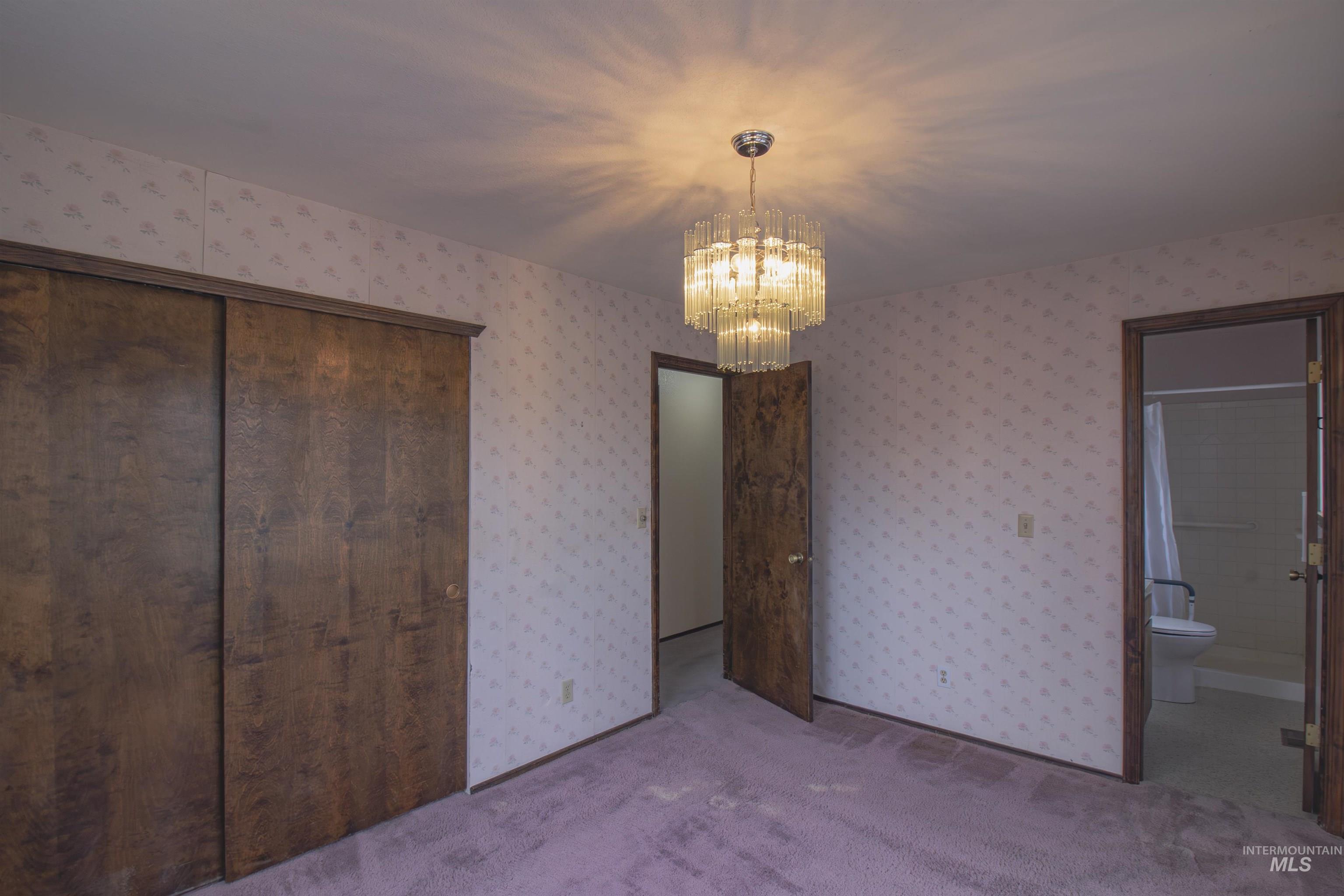 2465 Center Avenue Property Photo 32