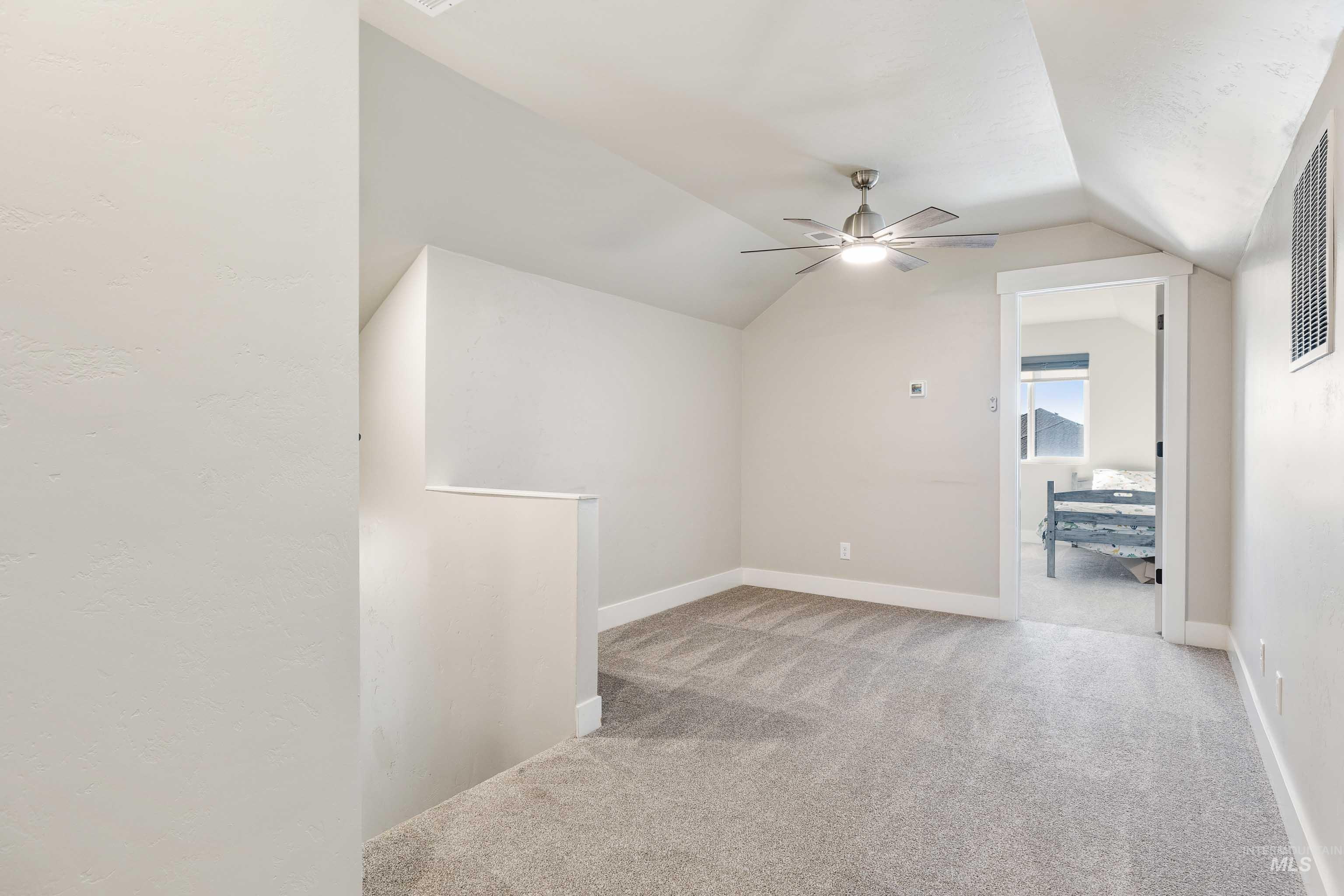 704 Midnight Sun Loop Property Photo 19