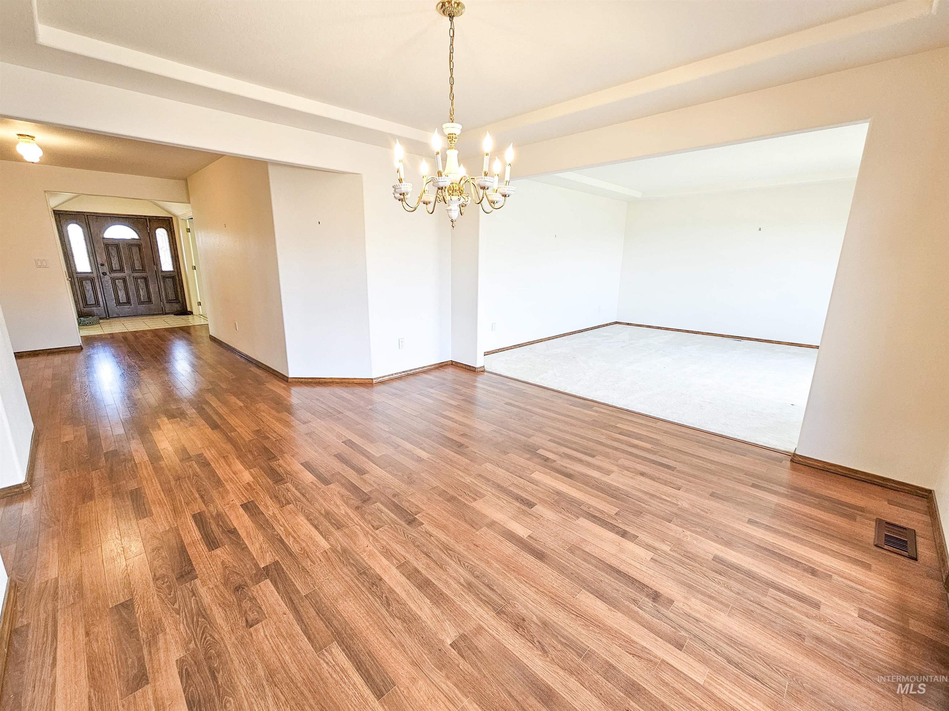 2530 Valleyview Drive Property Photo 13