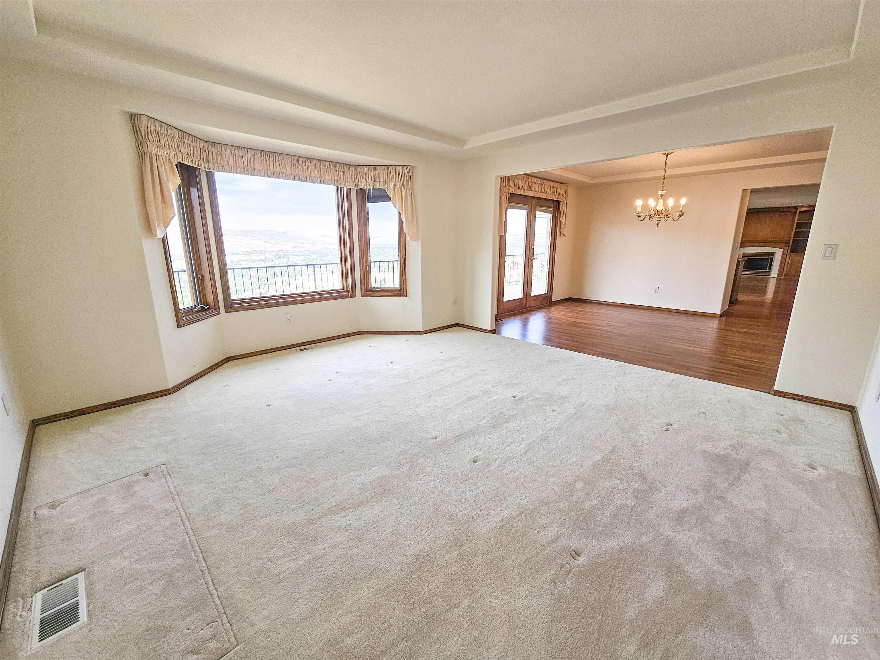 2530 Valleyview Drive Property Photo 14