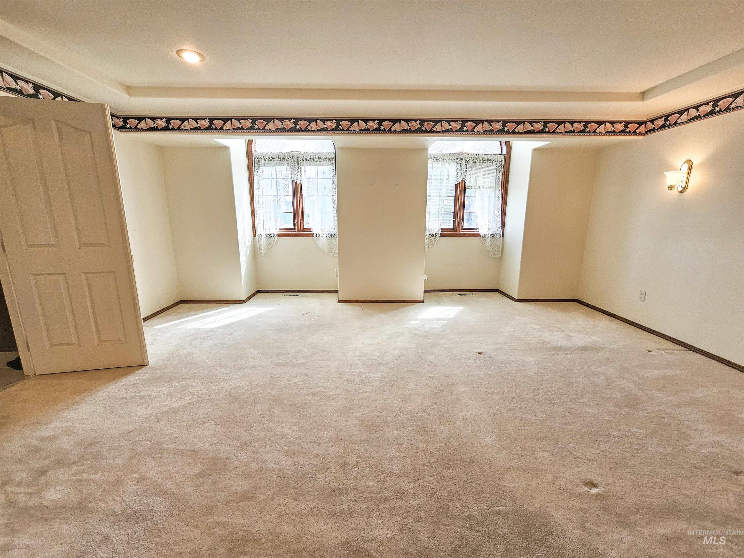 2530 Valleyview Drive Property Photo 16
