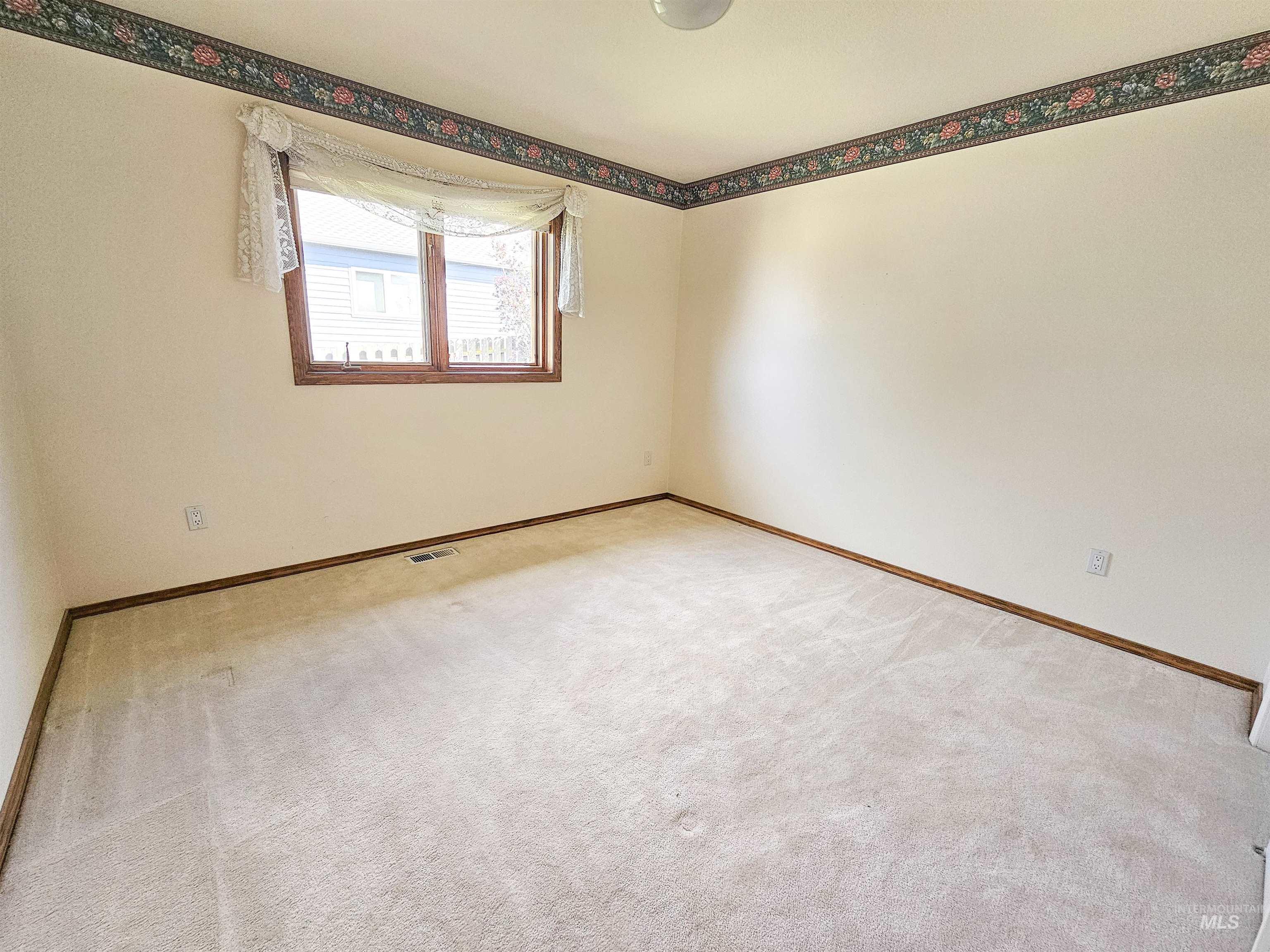 2530 Valleyview Drive Property Photo 22