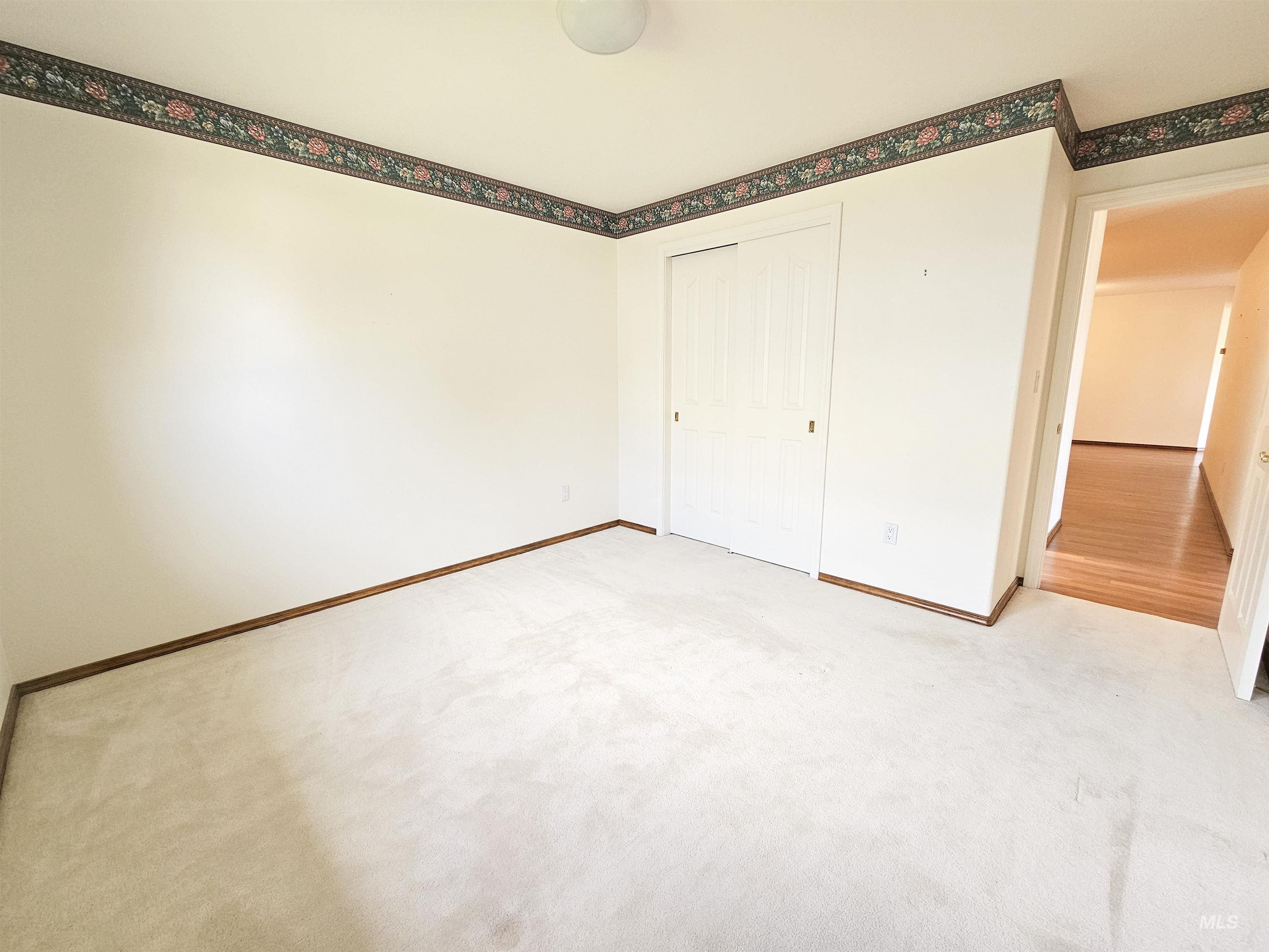 2530 Valleyview Drive Property Photo 23