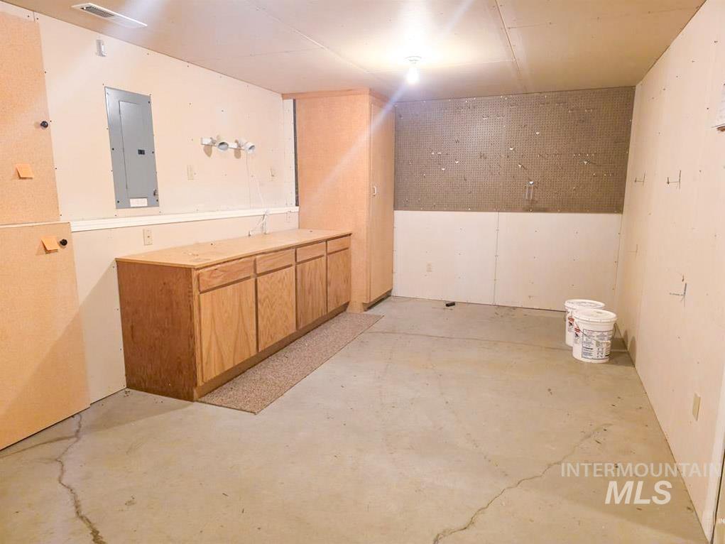 2530 Valleyview Drive Property Photo 32