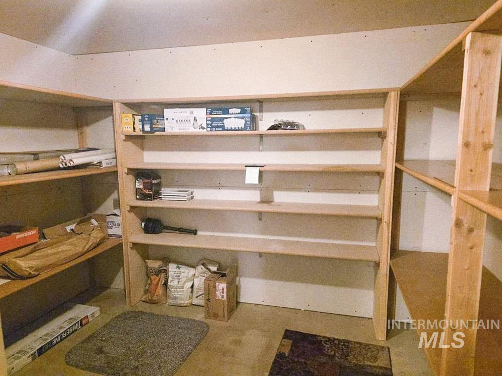 2530 Valleyview Drive Property Photo 35