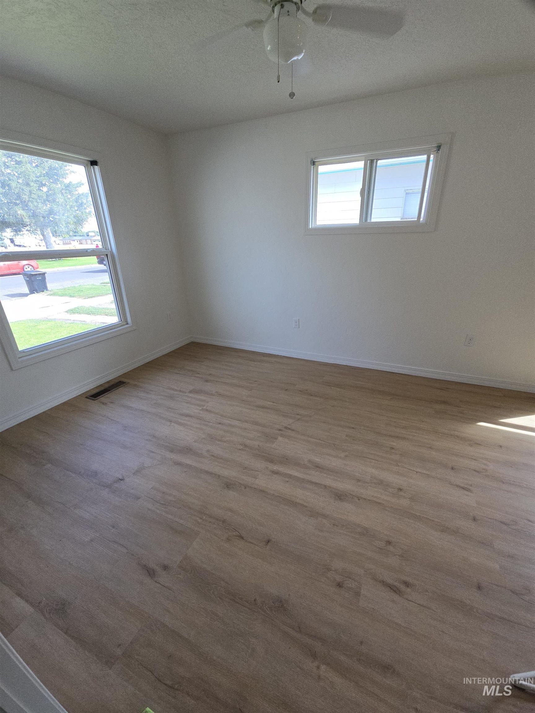 1110 Normal Ave Property Photo 2