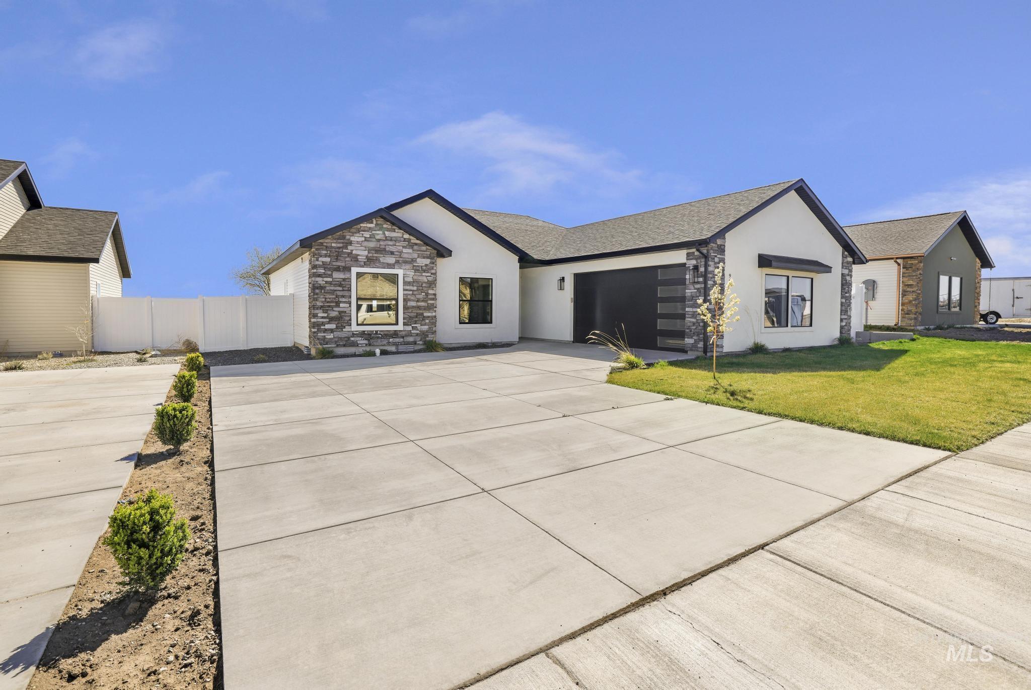 961 Gregory Way Property Photo 1