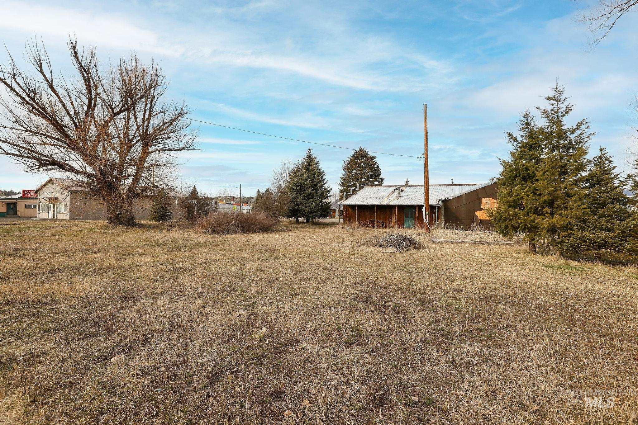 413-417 Virginia St. Property Photo 8