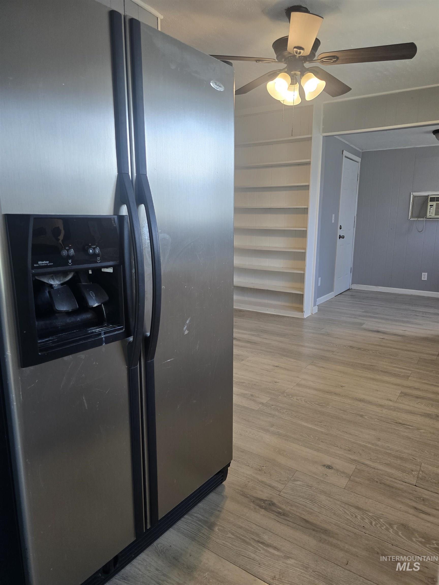 1051 Almo Property Photo 4