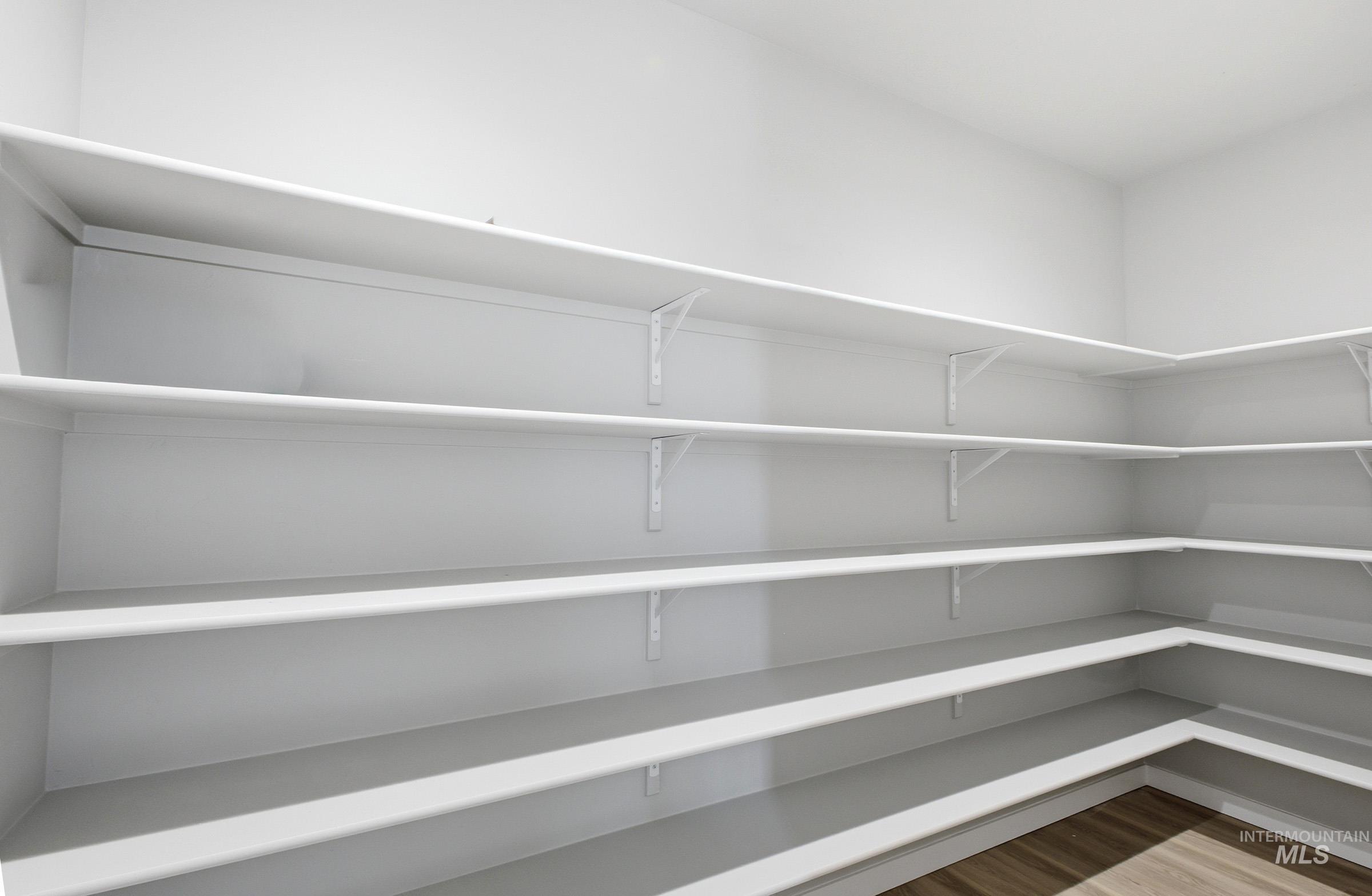 13672 Redway Ct Property Photo 6