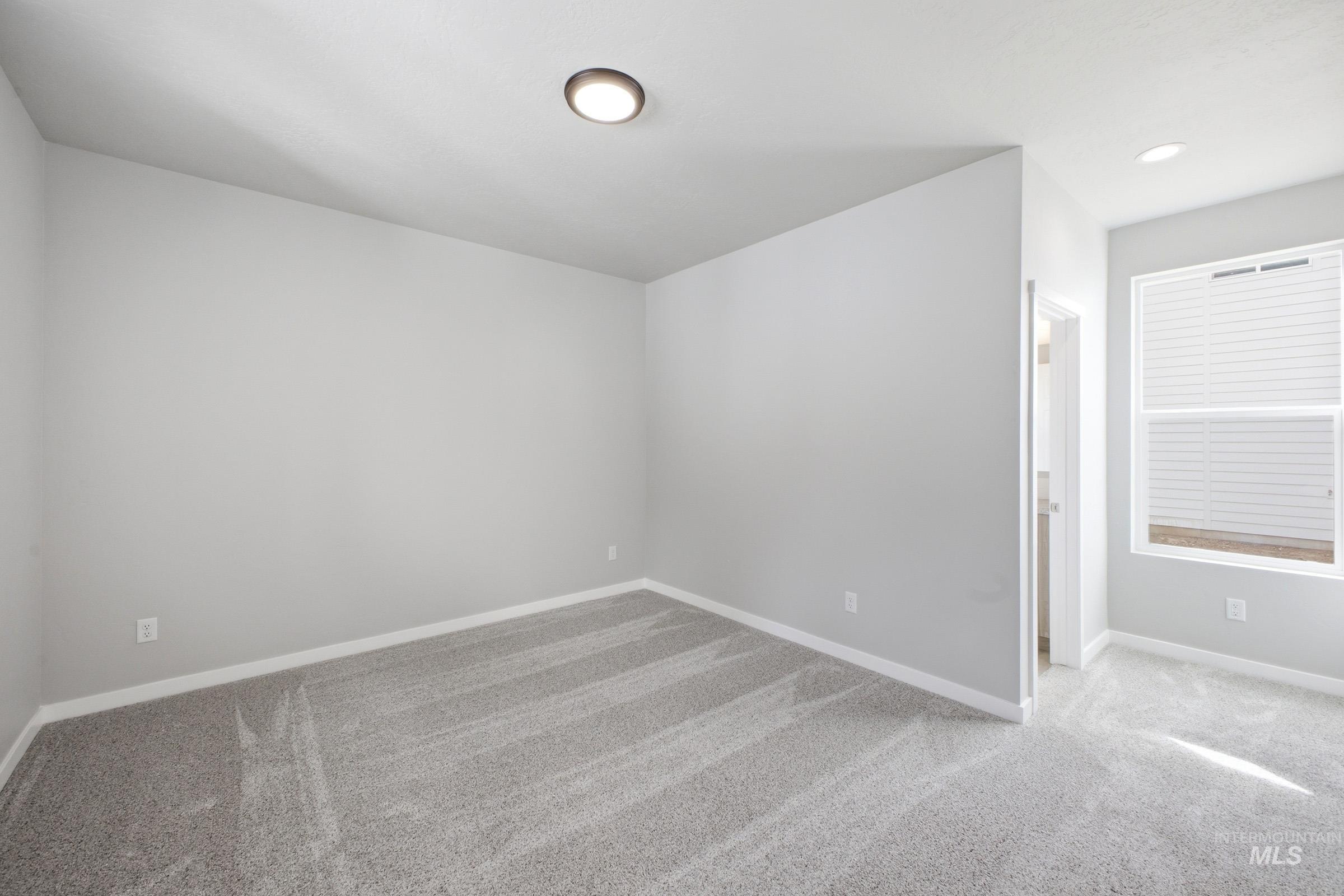 13672 Redway Ct Property Photo 15