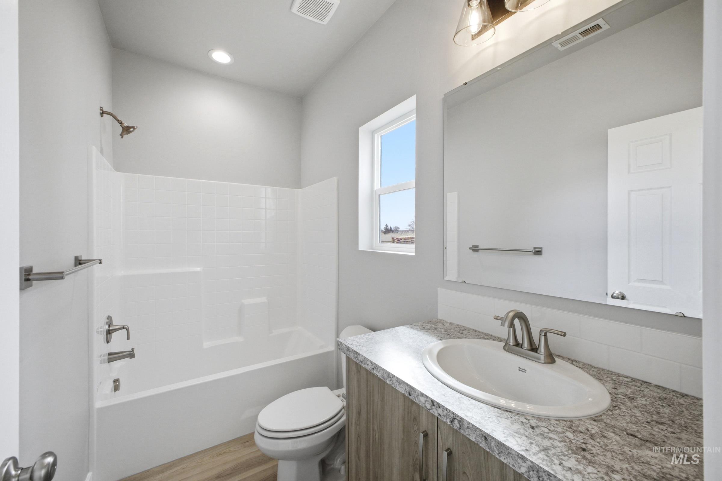 13672 Redway Ct Property Photo 17