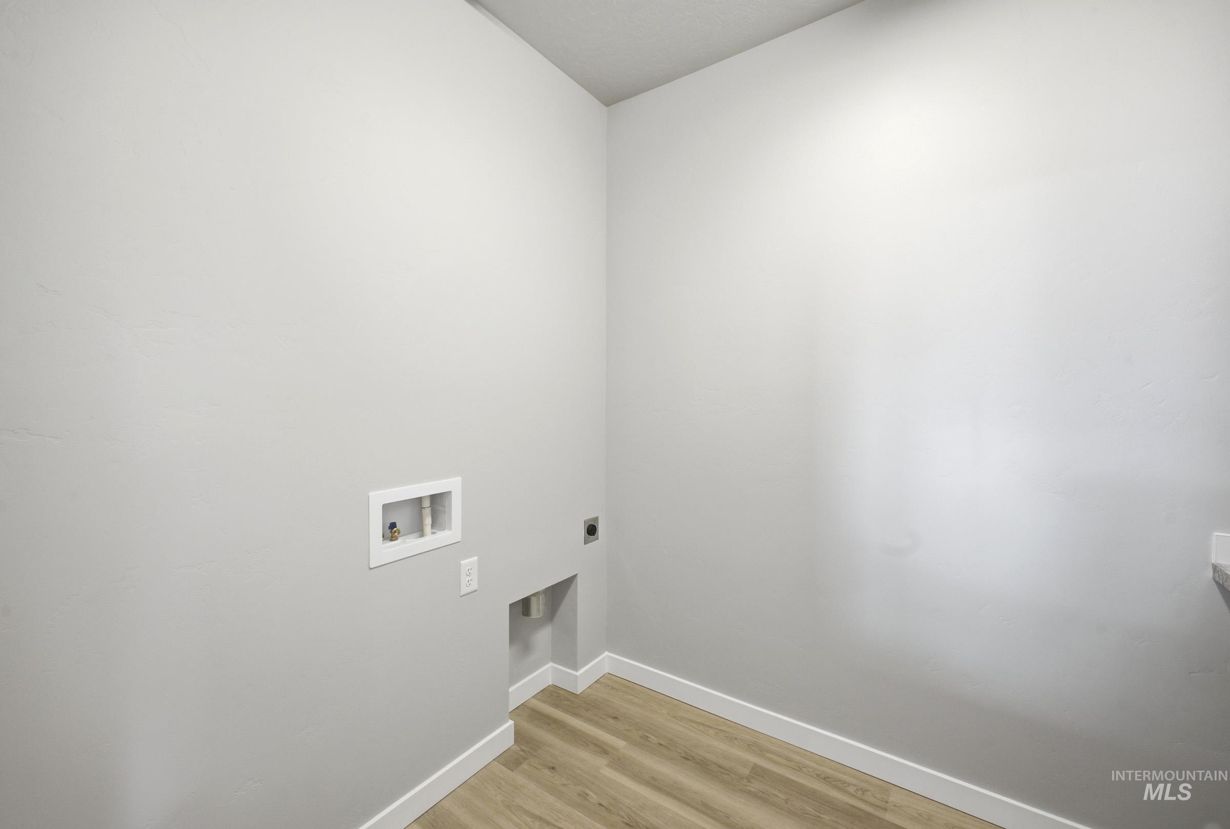 13672 Redway Ct Property Photo 23